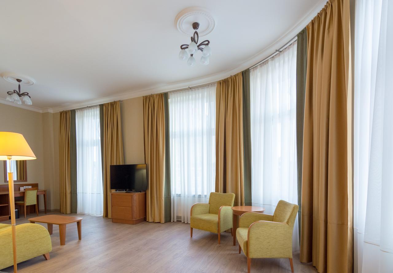 Brass Suites Łódź Esterno foto