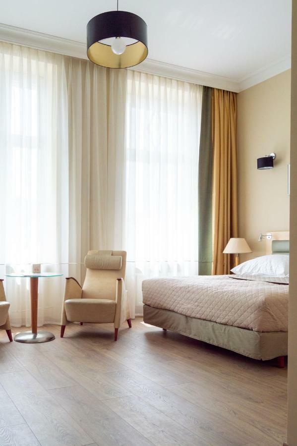Brass Suites Łódź Esterno foto