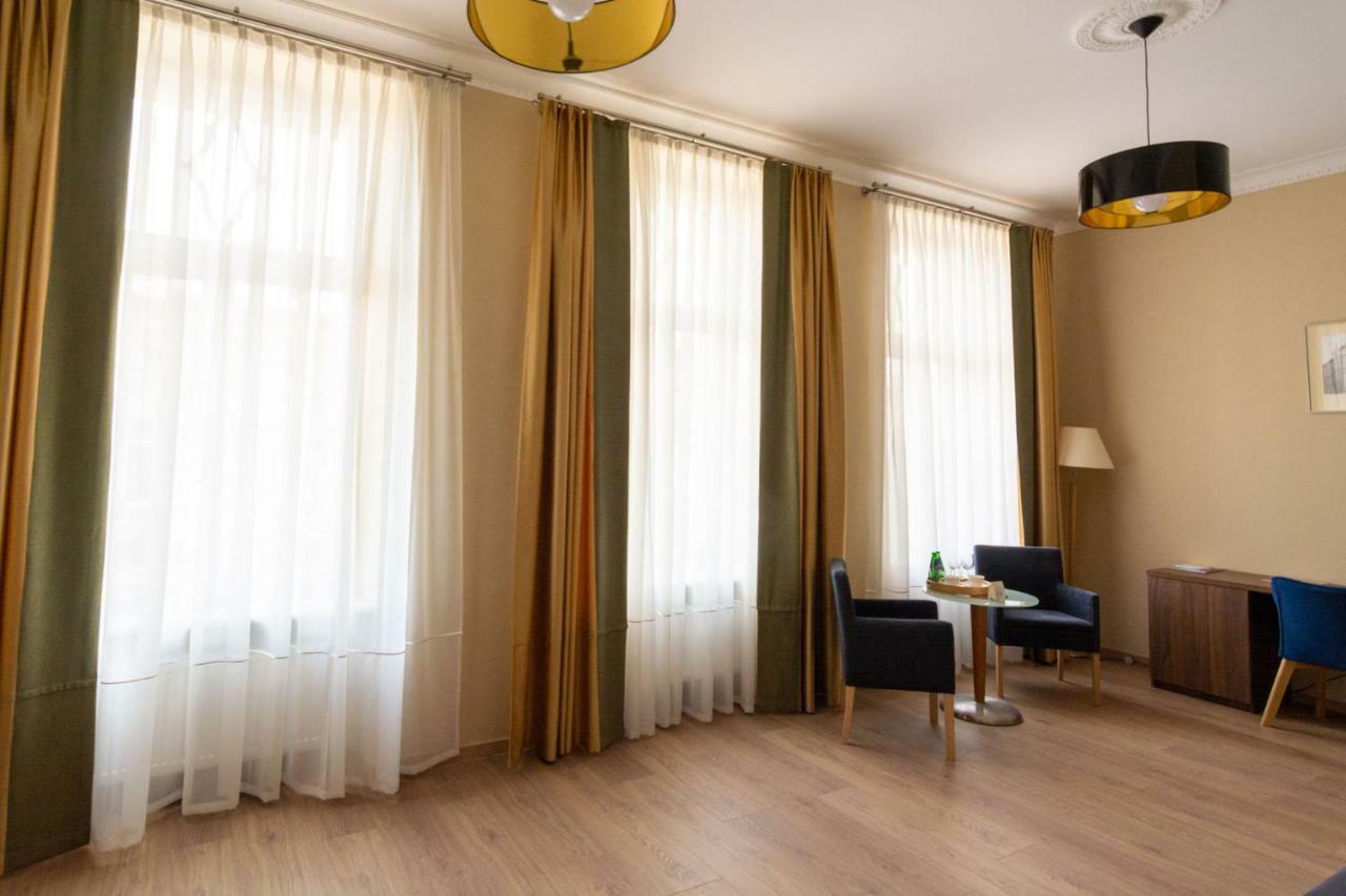 Brass Suites Łódź Esterno foto