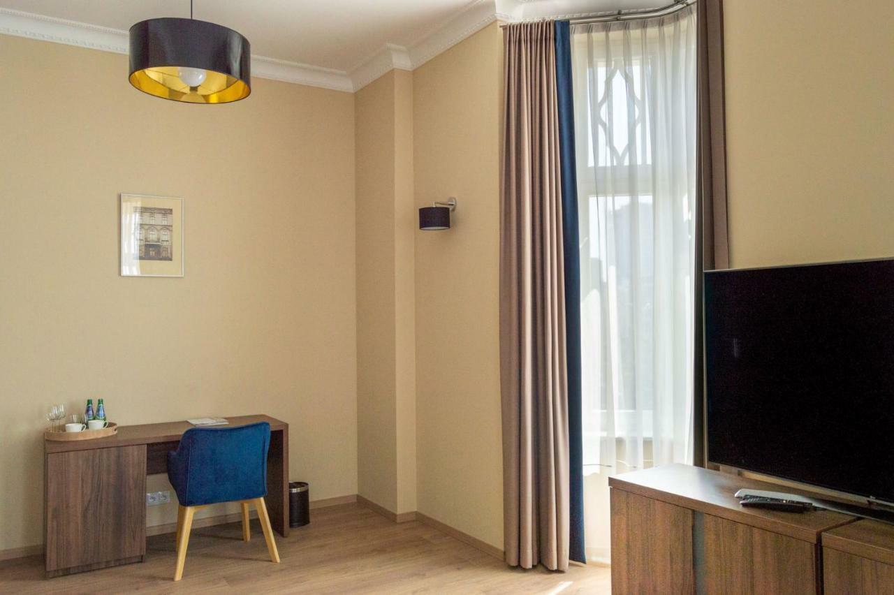 Brass Suites Łódź Esterno foto