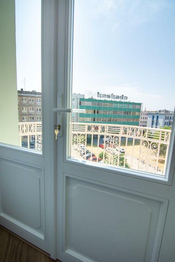 Brass Suites Łódź Esterno foto