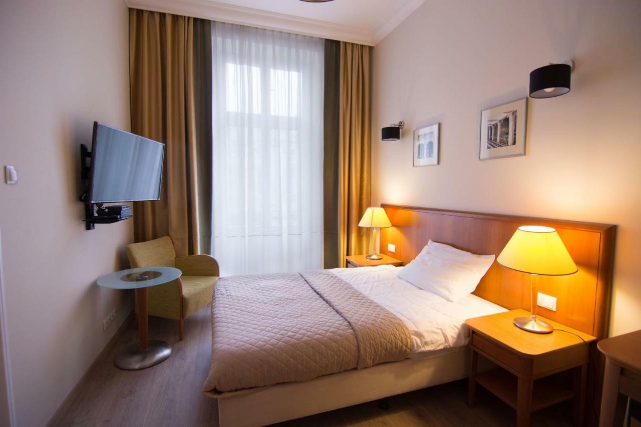 Brass Suites Łódź Esterno foto