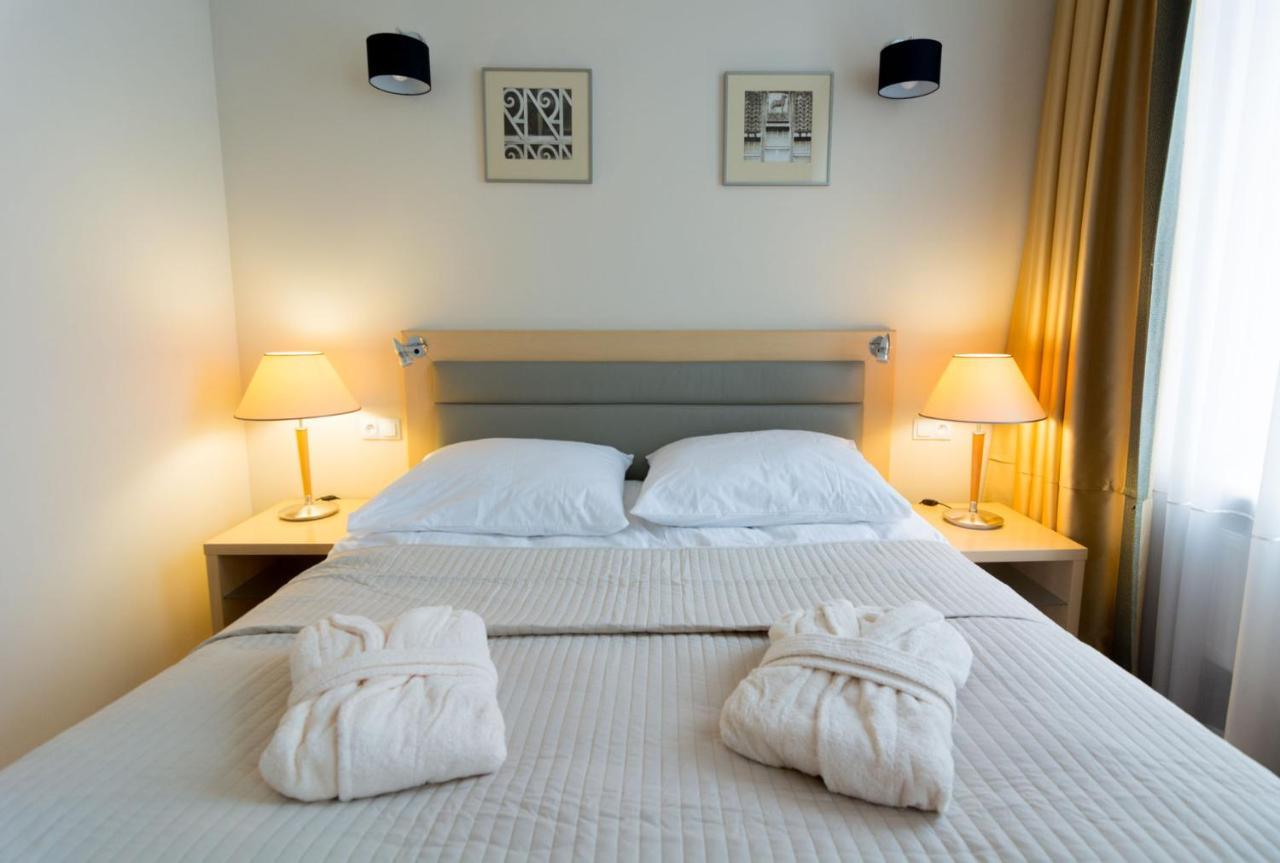 Brass Suites Łódź Esterno foto