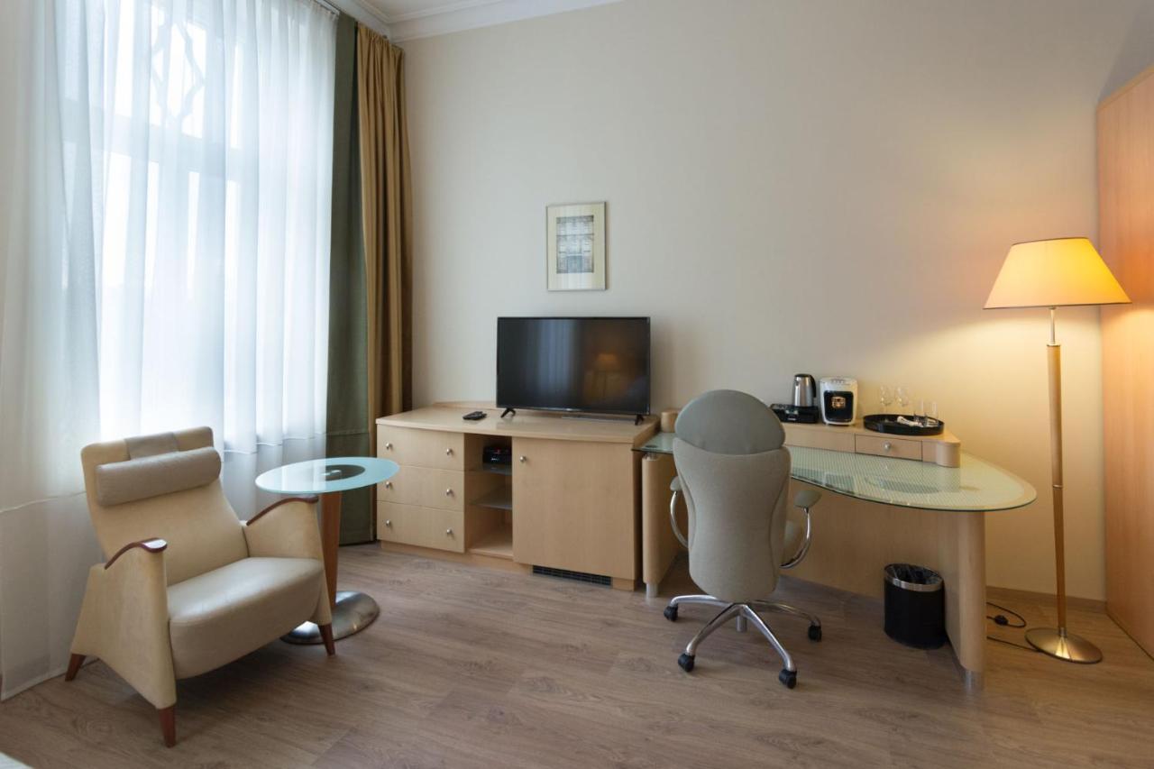 Brass Suites Łódź Esterno foto